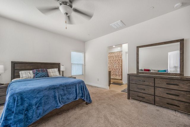 5432 W Lamona Avenue, Fresno, CA 93722