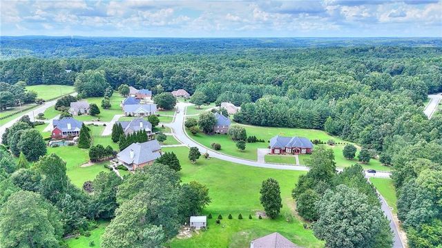 1001 Honey Lane, Loganville, GA 30052