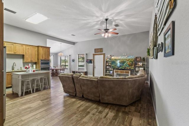 641 E STATE ROAD 100, San Mateo, FL 32187