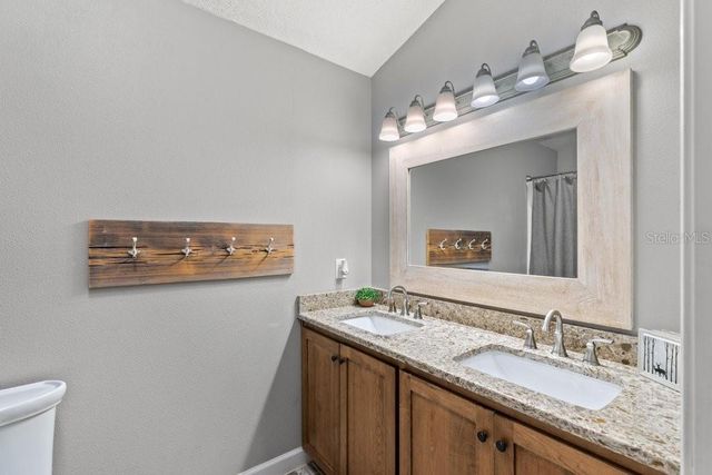 641 E STATE ROAD 100, San Mateo, FL 32187