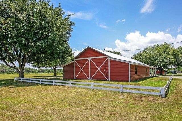 641 E STATE ROAD 100, San Mateo, FL 32187