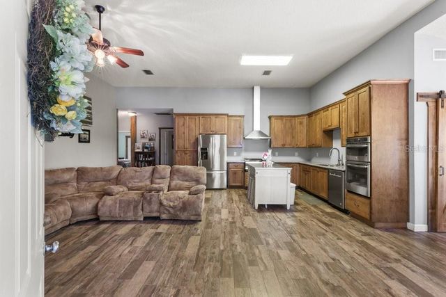 641 E STATE ROAD 100, San Mateo, FL 32187