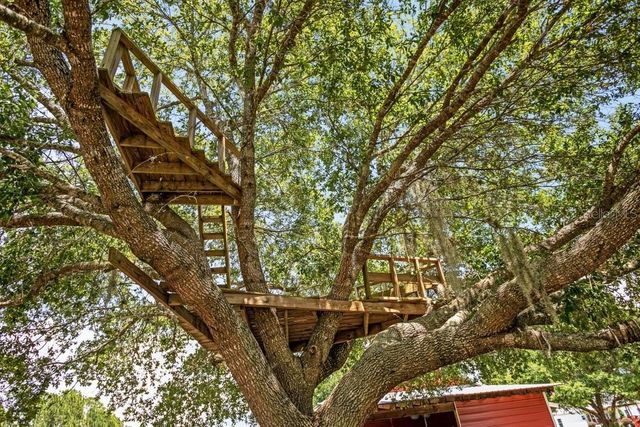 641 E STATE ROAD 100, San Mateo, FL 32187