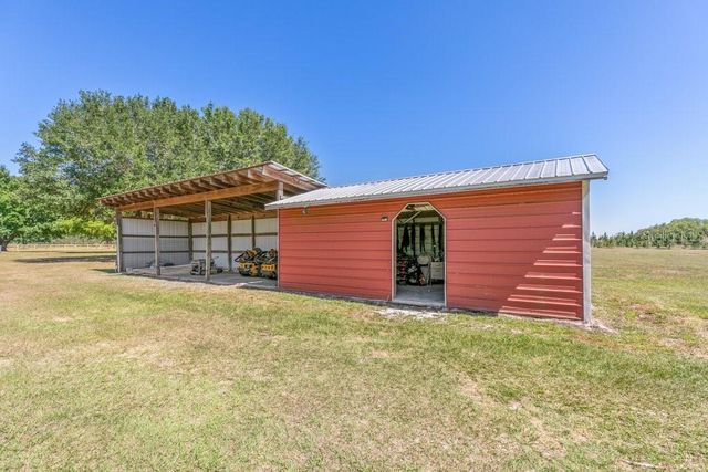 641 E STATE ROAD 100, San Mateo, FL 32187