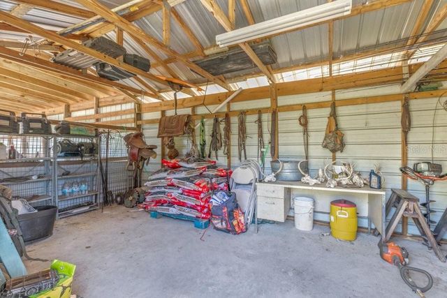 641 E STATE ROAD 100, San Mateo, FL 32187