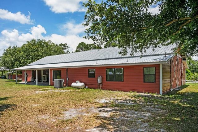 641 E STATE ROAD 100, San Mateo, FL 32187