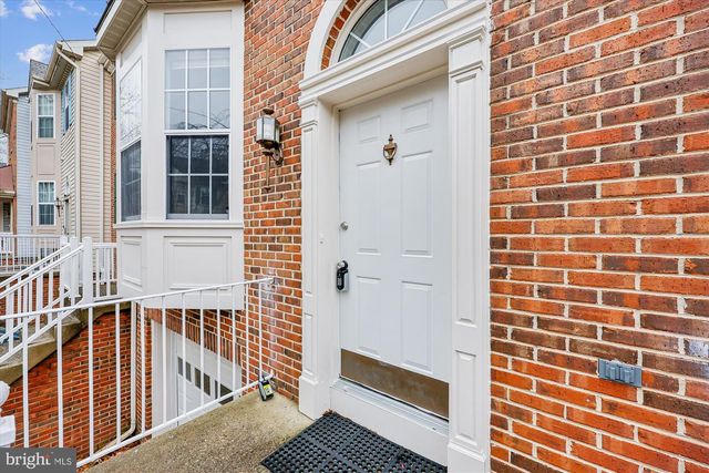 3 BEACON HILL WAY, Gaithersburg, MD 20878