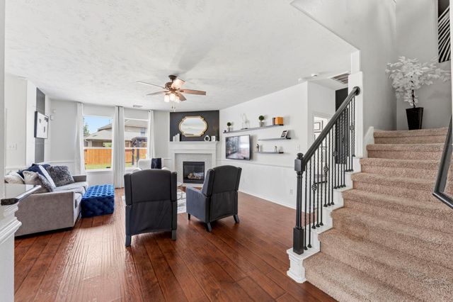 19 W Lasting Spring Circle, Spring, TX 77389
