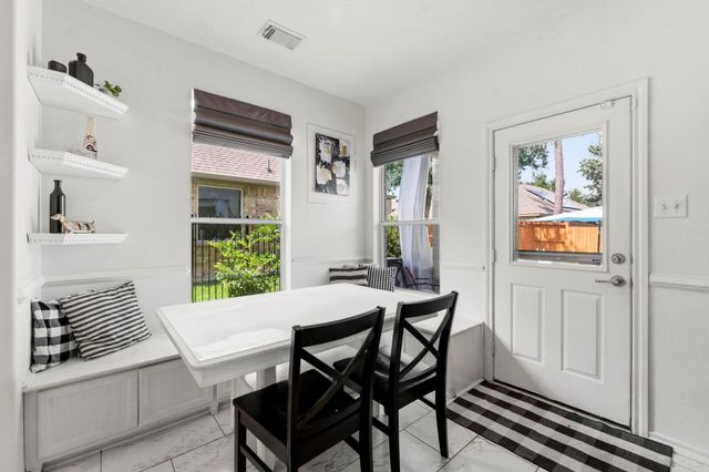 19 W Lasting Spring Circle, Spring, TX 77389