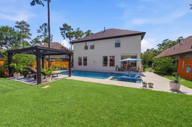19 W Lasting Spring Circle, Spring, TX 77389