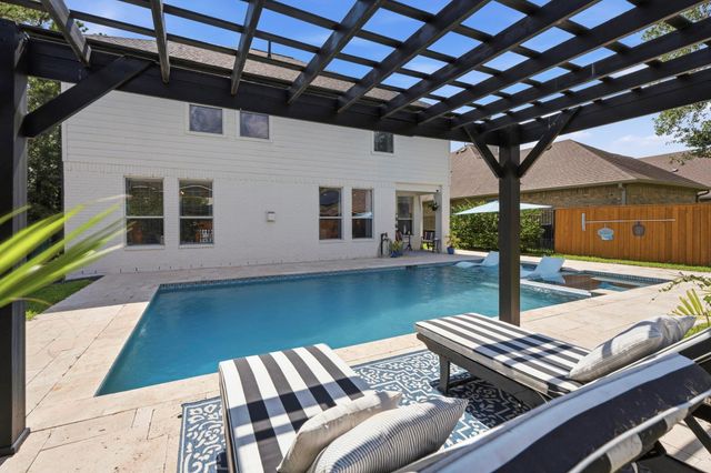 19 W Lasting Spring Circle, Spring, TX 77389