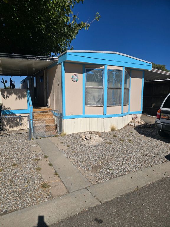 8405 Hager Avenue SE, Albuquerque, NM 87108