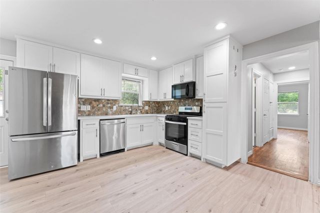 3202 Mitchell Street, Greenville, TX 75402