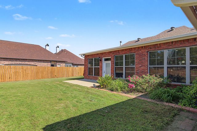 2491 Caplis Sligo Road, Bossier City, LA 71112
