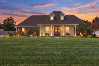 2491 Caplis Sligo Road, Bossier City, LA 71112