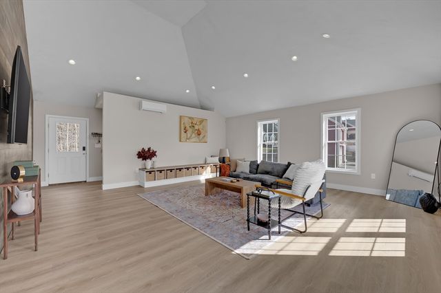 74 Hill Rd A, Charlton, MA 01507