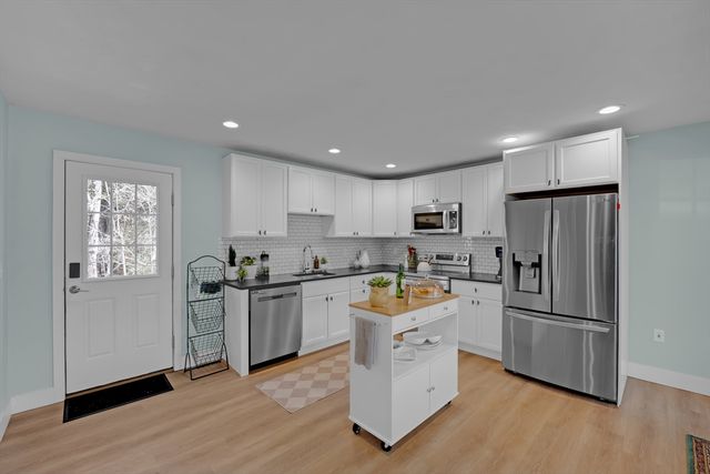74 Hill Rd A, Charlton, MA 01507