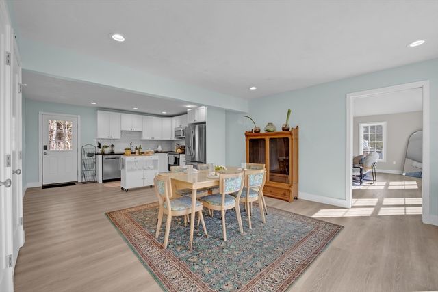 74 Hill Rd A, Charlton, MA 01507