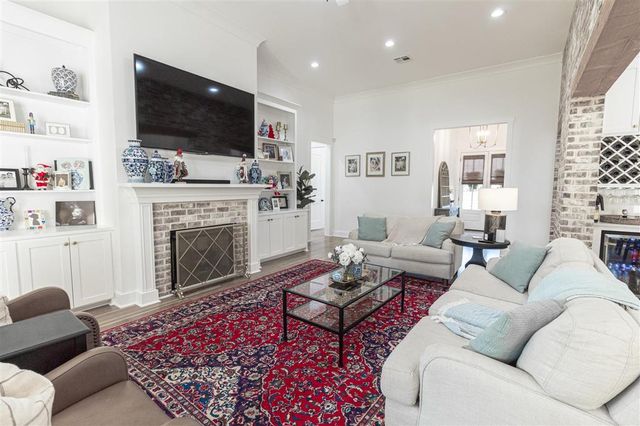 3915 Jacobs Way, Lake Charles, LA 70605