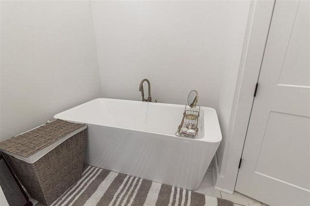 3915 Jacobs Way, Lake Charles, LA 70605