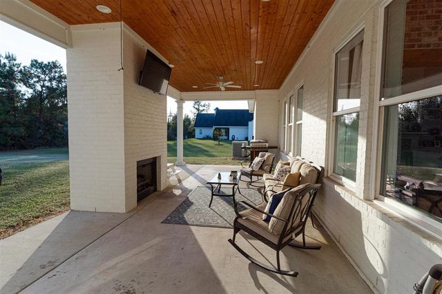 3915 Jacobs Way, Lake Charles, LA 70605