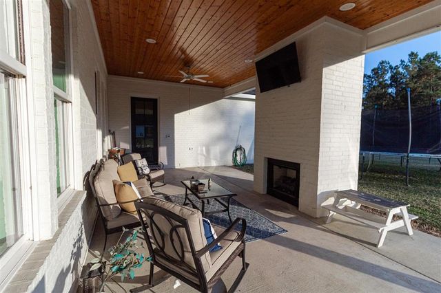 3915 Jacobs Way, Lake Charles, LA 70605