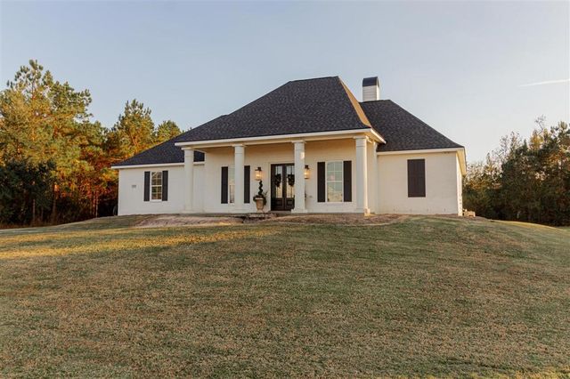 3915 Jacobs Way, Lake Charles, LA 70605