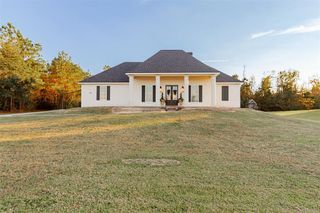 3915 Jacobs Way, Lake Charles, LA 70605