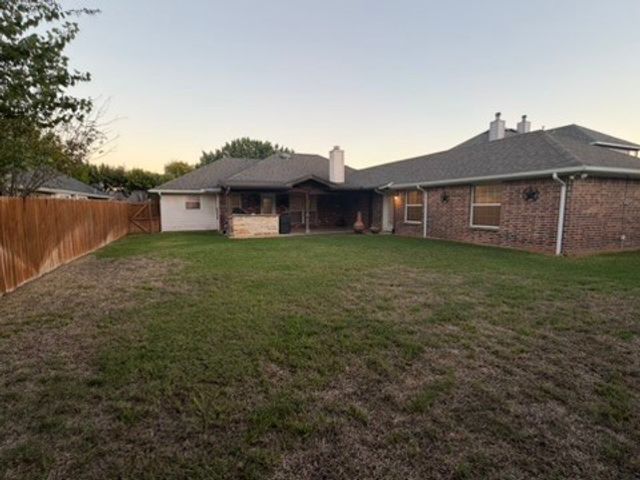 7905 Park Lane, Rowlett, TX 75089