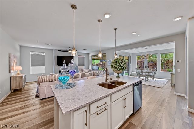 23 Arid Crest Avenue, Henderson, NV 89011