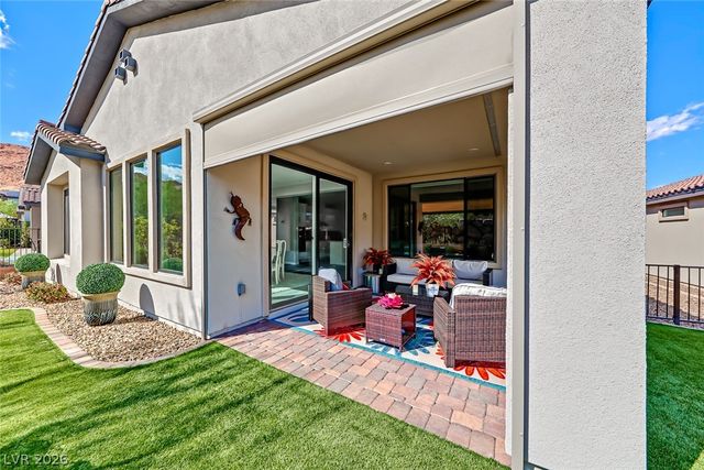23 Arid Crest Avenue, Henderson, NV 89011