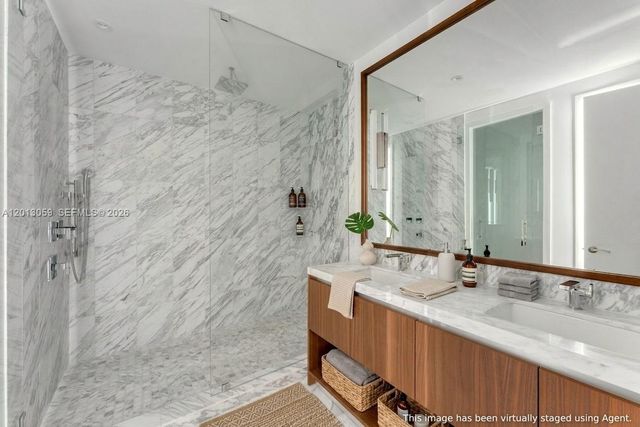 175 SE 25 RD 3601, Miami, FL 33129