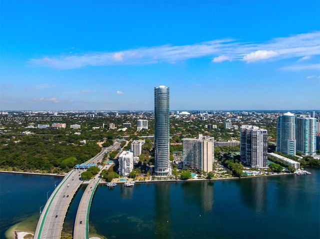 175 SE 25 RD 3601, Miami, FL 33129