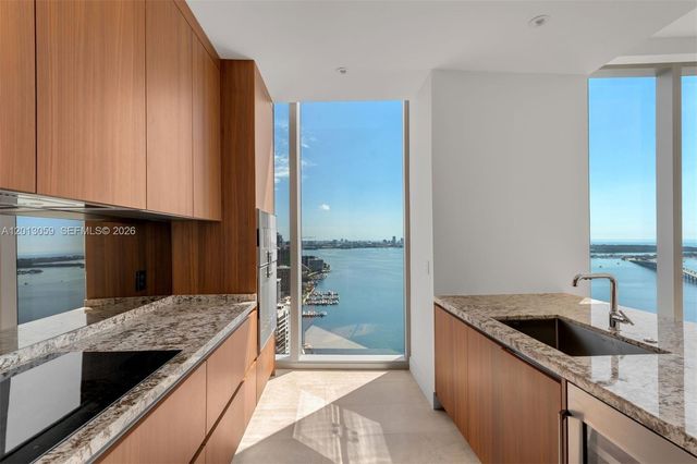175 SE 25 RD 3601, Miami, FL 33129