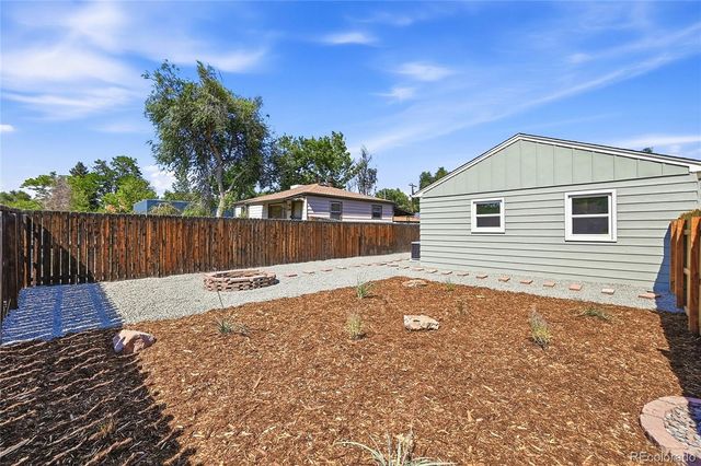 5495 W 13th Avenue, Lakewood, CO 80214