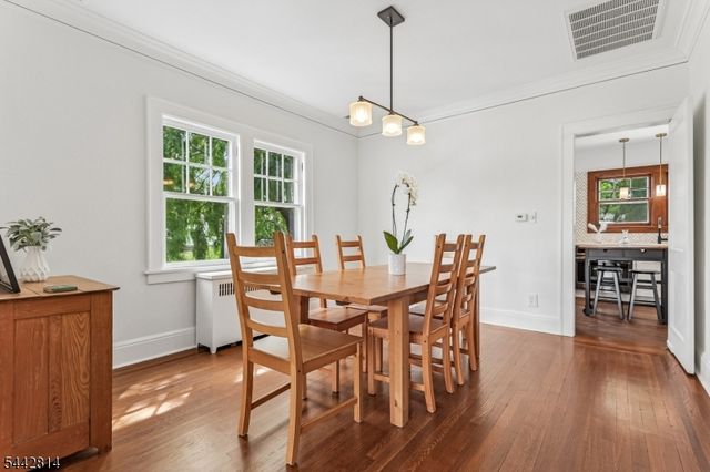 11 Brookwood Dr, Maplewood Twp., NJ 07040