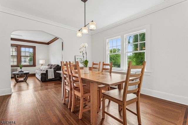 11 Brookwood Dr, Maplewood Twp., NJ 07040