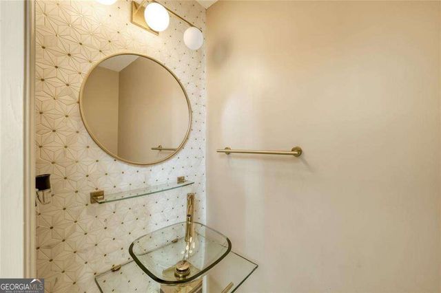 1595 Watercove Lane, Lawrenceville, GA 30043
