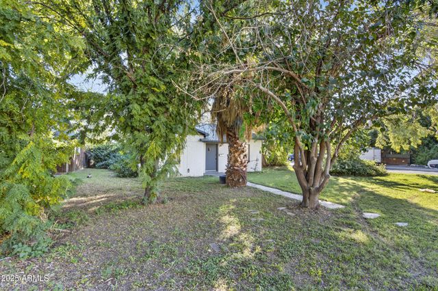 4201 N 18TH Street, Phoenix, AZ 85016