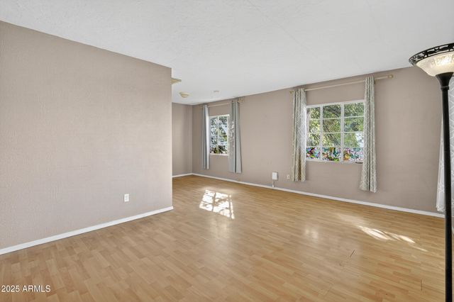 4201 N 18TH Street, Phoenix, AZ 85016