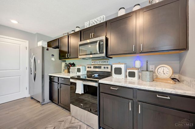 912 Nelson Place, Trenton, OH 45067