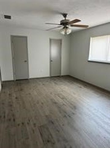 6905 Lincolnshire Lane, North Richland Hills, TX 76182