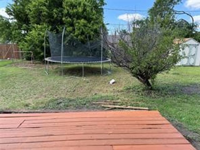 6905 Lincolnshire Lane, North Richland Hills, TX 76182