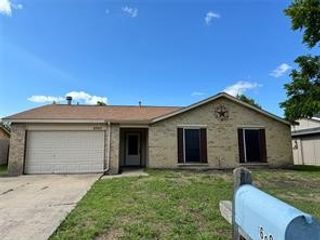 6905 Lincolnshire Lane, North Richland Hills, TX 76182