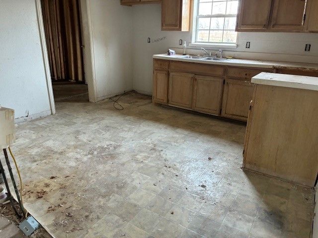 714 S Medora Street, Terrell, TX 75160