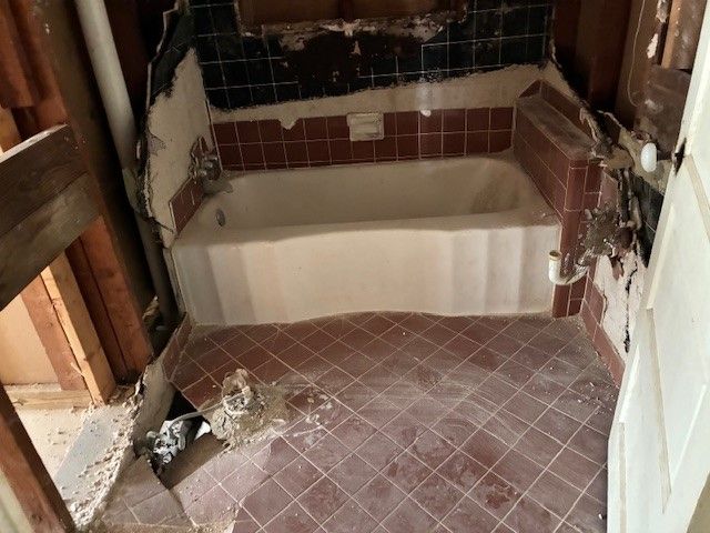 714 S Medora Street, Terrell, TX 75160