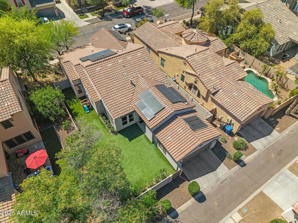 Image 41 of property listing at 15336 W CHARTER OAK Road, Surprise, AZ 85379