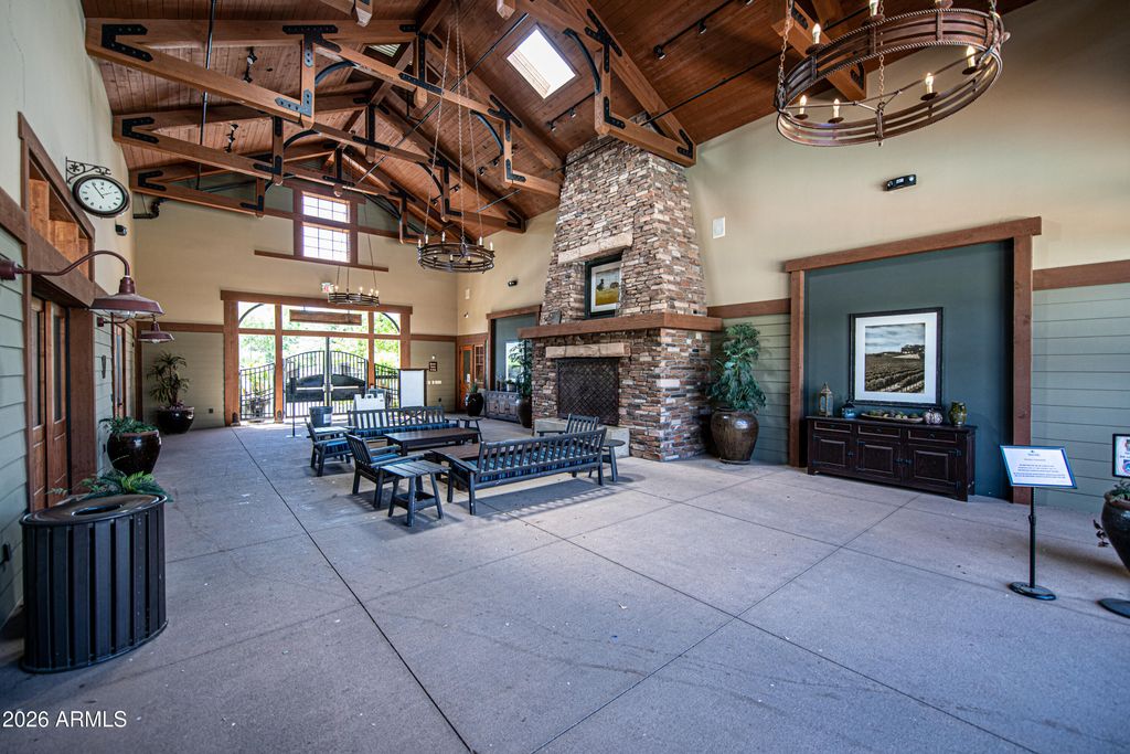 Image 47 of property listing at 15336 W CHARTER OAK Road, Surprise, AZ 85379