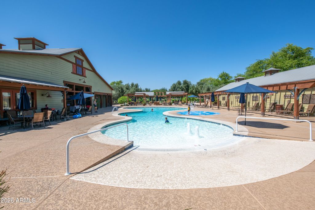 Image 49 of property listing at 15336 W CHARTER OAK Road, Surprise, AZ 85379