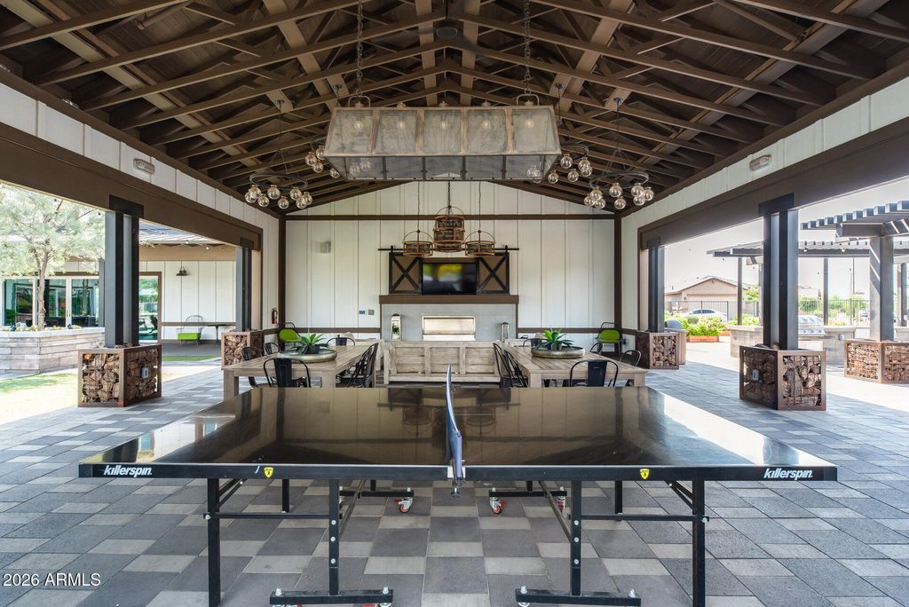 Image 57 of property listing at 15336 W CHARTER OAK Road, Surprise, AZ 85379